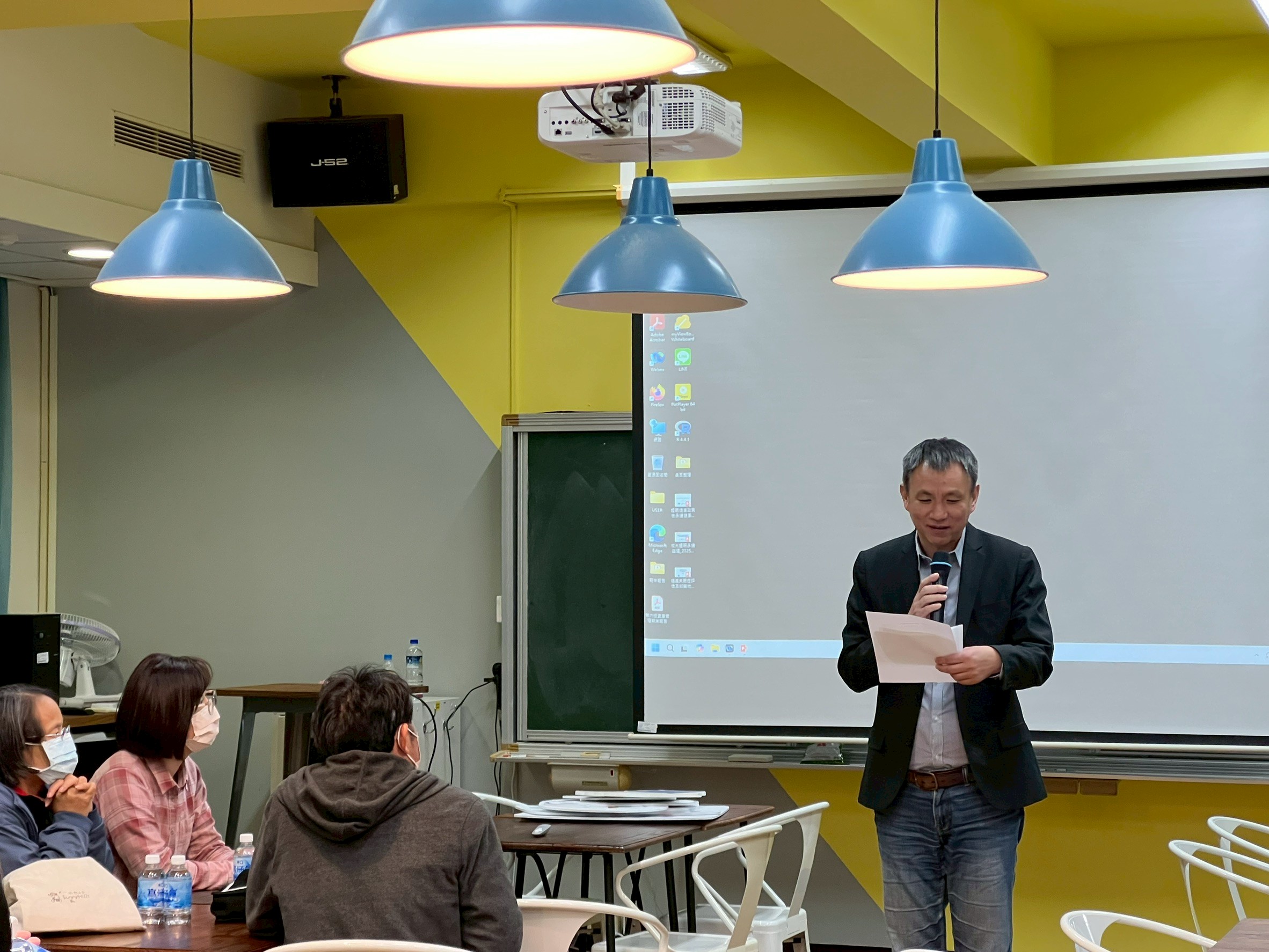 社科院蔡群立院長開場致詞