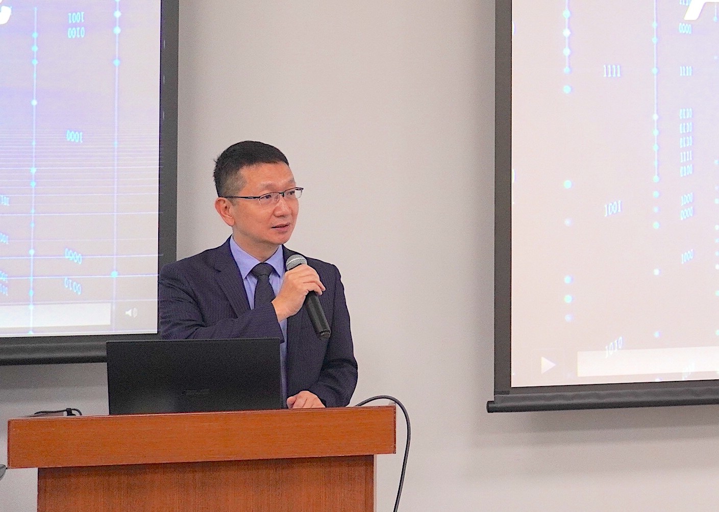 周明奇副院長勉勵學員珍惜學習機會,將AI帶來的挑戰轉化為組織成長的動能