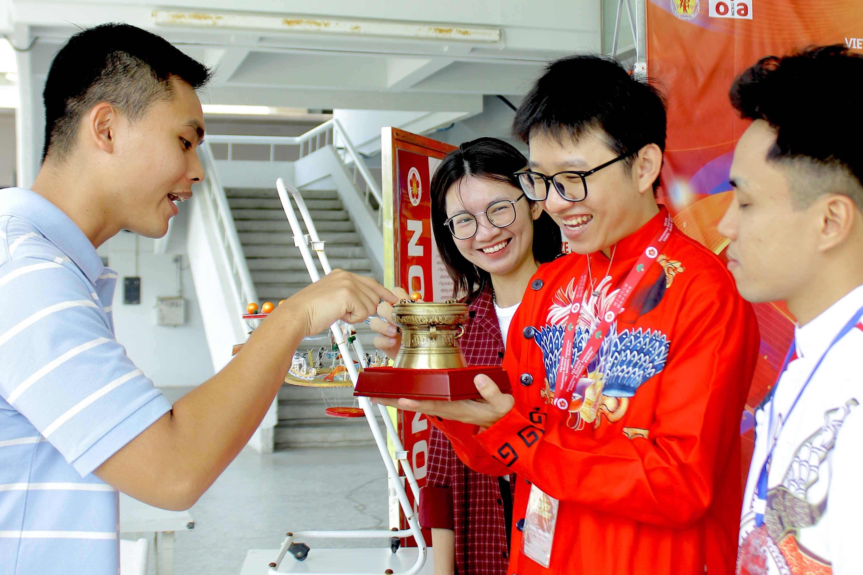 國立成功大學 2026 年越南文化週（VCW2026） 於 4 月 14 日至 18 日精彩登場。今年的主題為越南東山文化