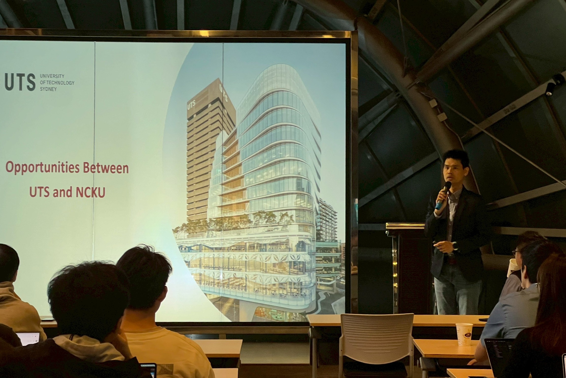 澳洲雪梨科技⼤學（University of Technology Sydney，UTS）王俞凱副教授