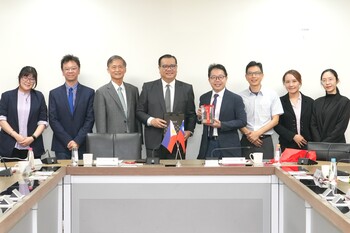 菲律賓瑪布亞大學校長來訪成大 聚焦醫學與半導體之學術合作